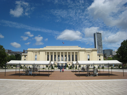 Parvis mairie Puteaux